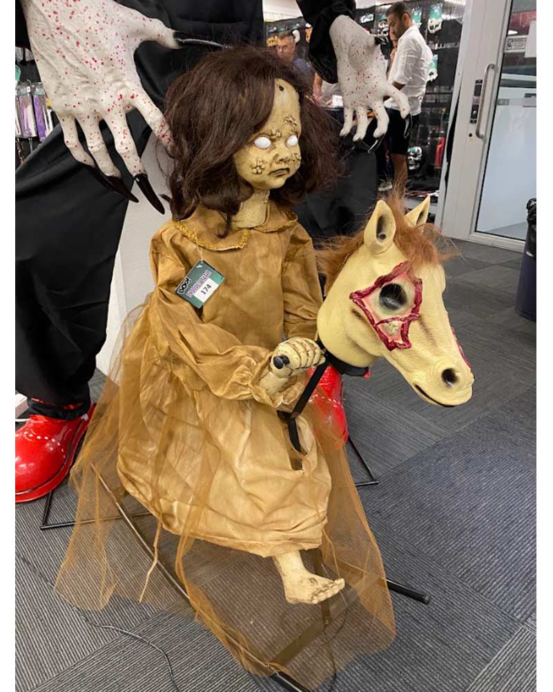 Animated Zombie Girl On Horse 1m - Image 5