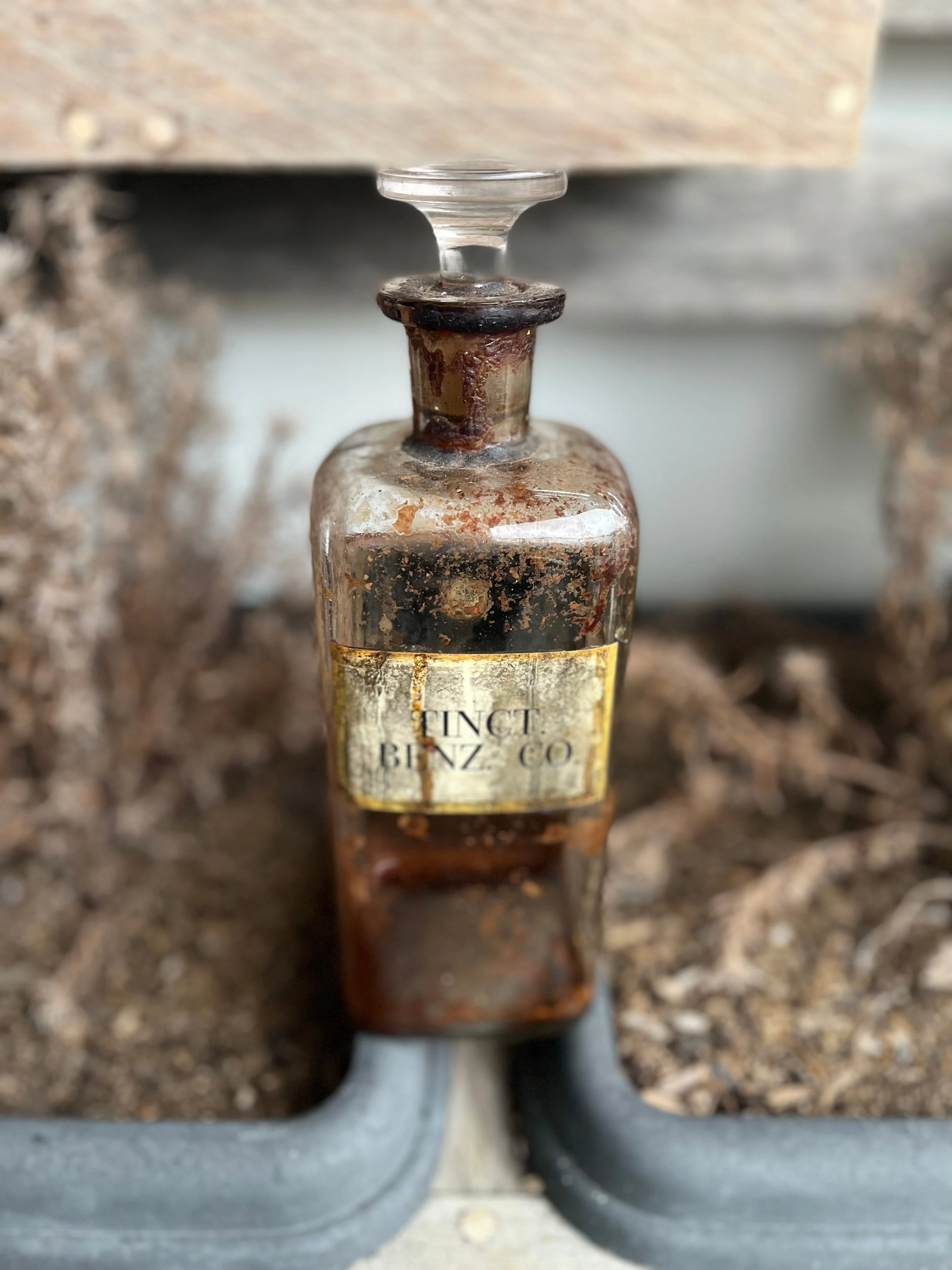 Antique 1890s Apothecary Bottle - Image 13