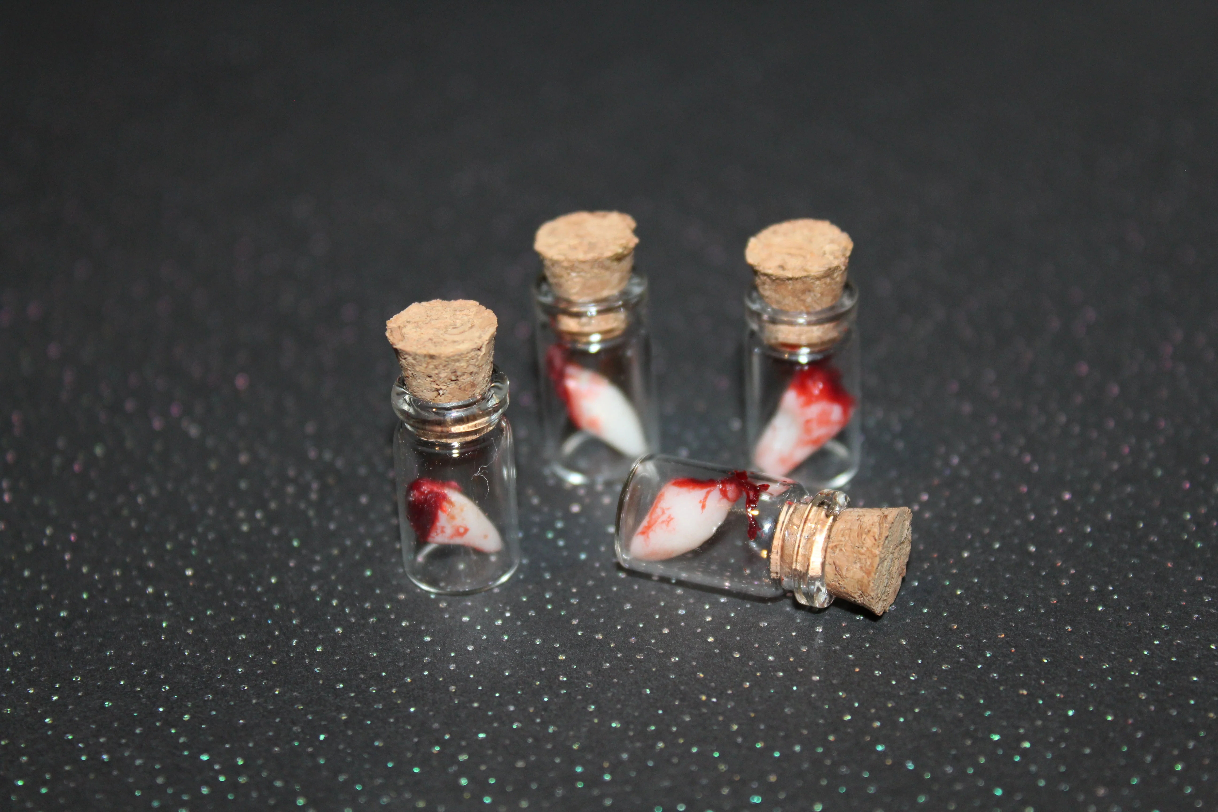 Bloody Tooth Specimen Prop - Image 2