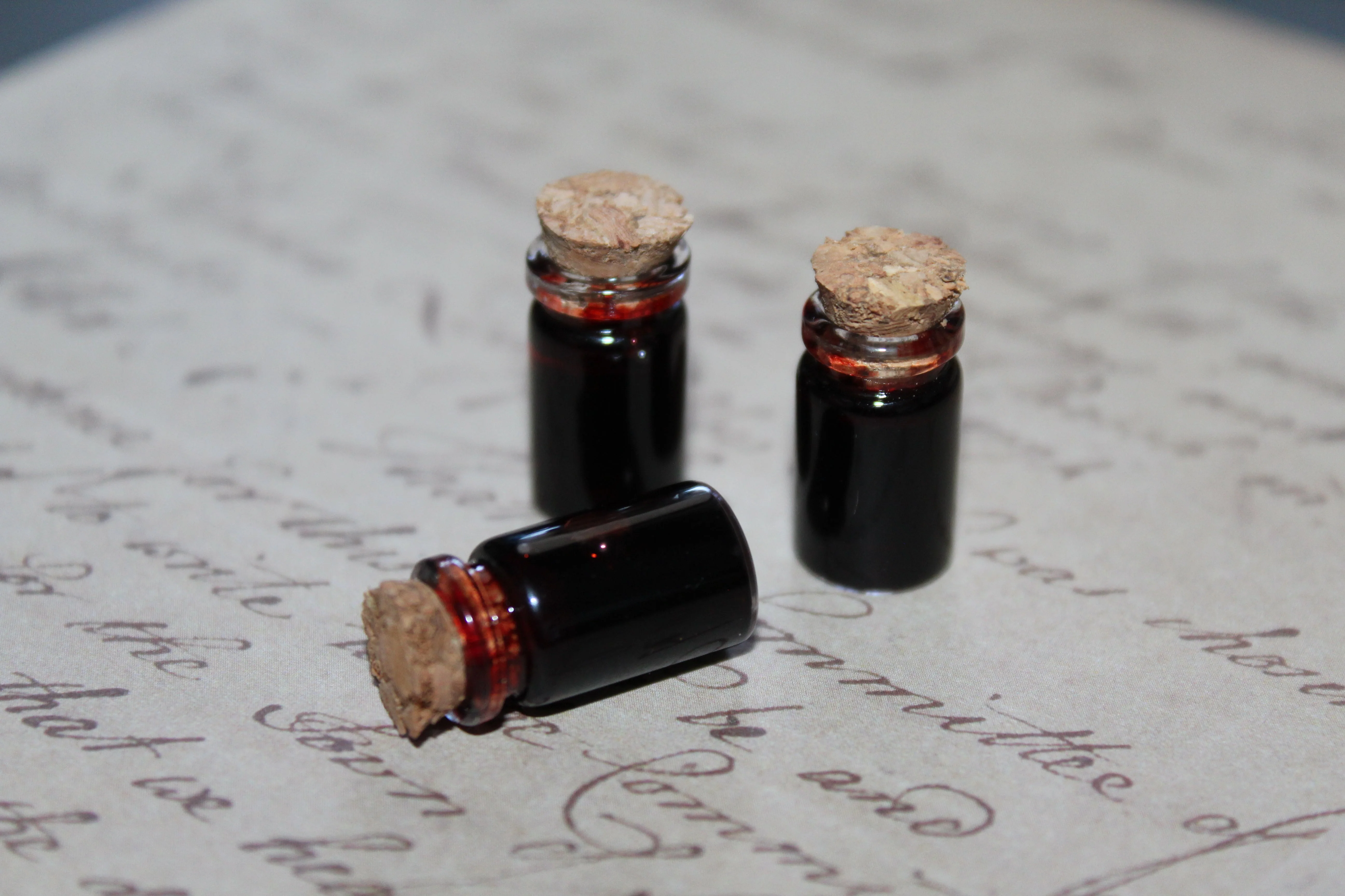 Fake Blood Pathology Mini Specimen Vials Pack of 3 - Image 3