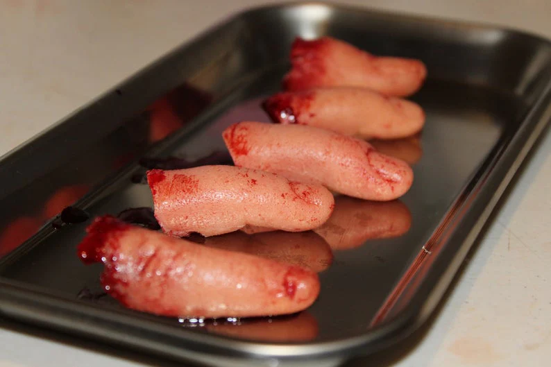Severed Fingers on Medical Tray Display - Image 8