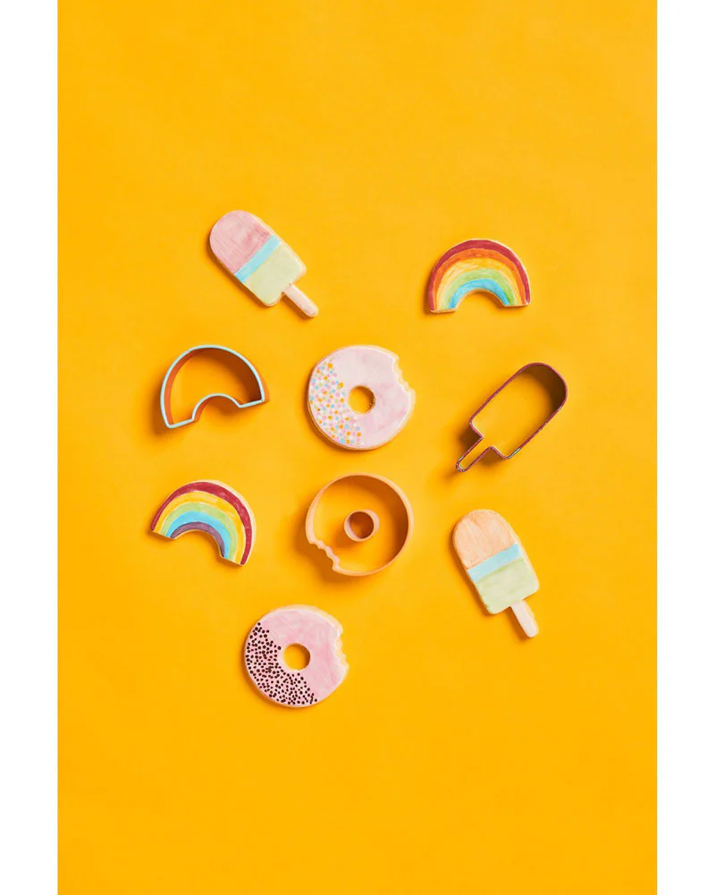 Sunnylife Sweet Tooth Cookie Cutters Pack of 3 - Image 4