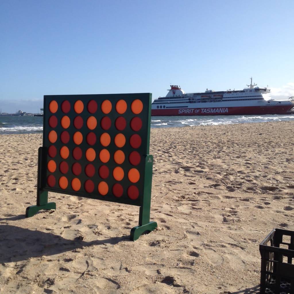 Wooden Indoor Outdoor Giant Connect Four In A Row Game Set 120x109cm Green - Image 4