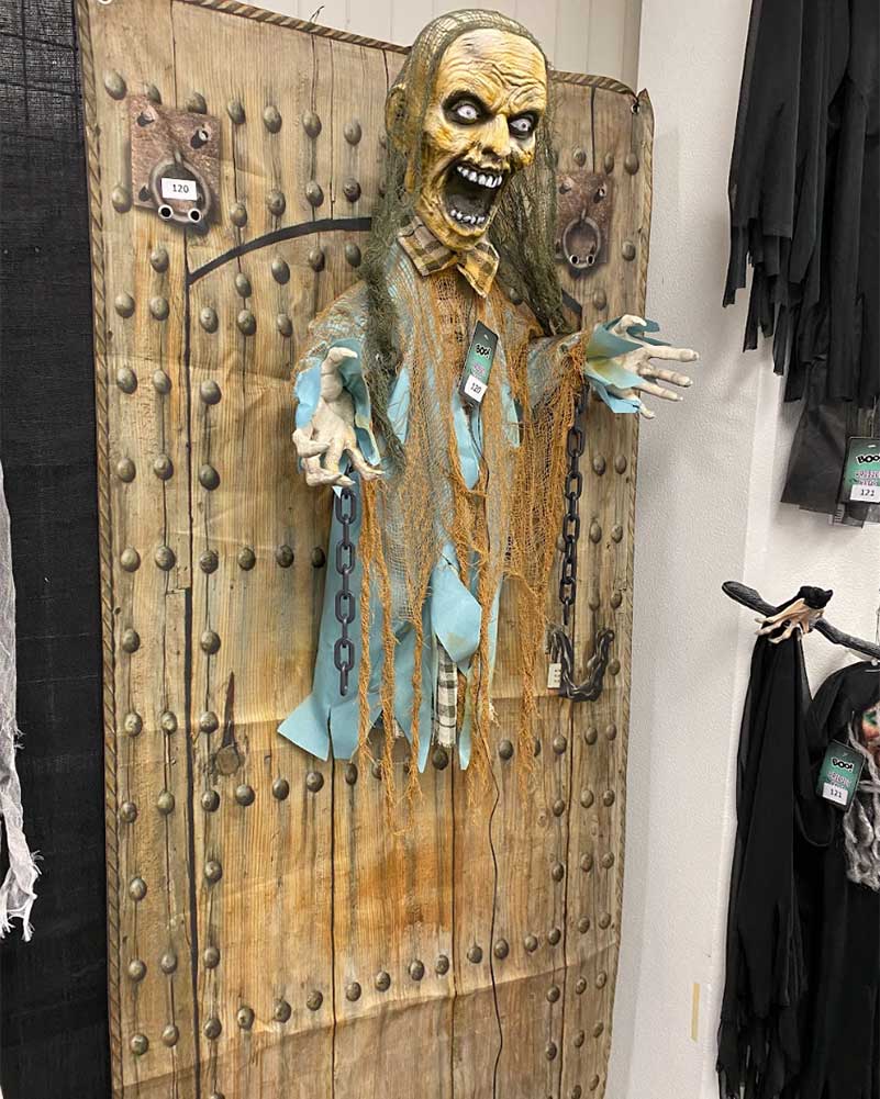Zombie Door Hanger Animatronic 1m - Image 2